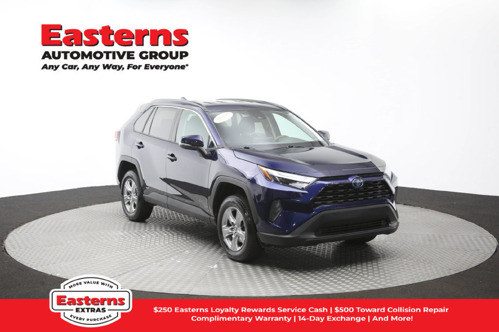 Used 2024 Toyota RAV4 XLE AWD/4WD image 49