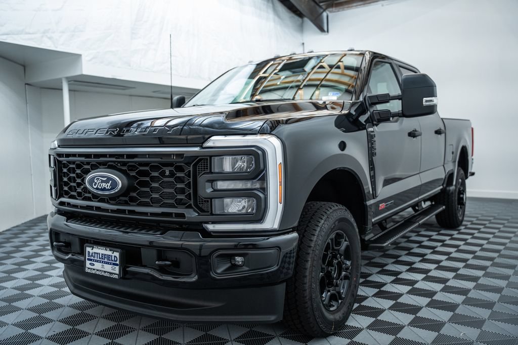 New 2026 Ford F250 XL w/ STX Appearance Package AWD/4WD image 3