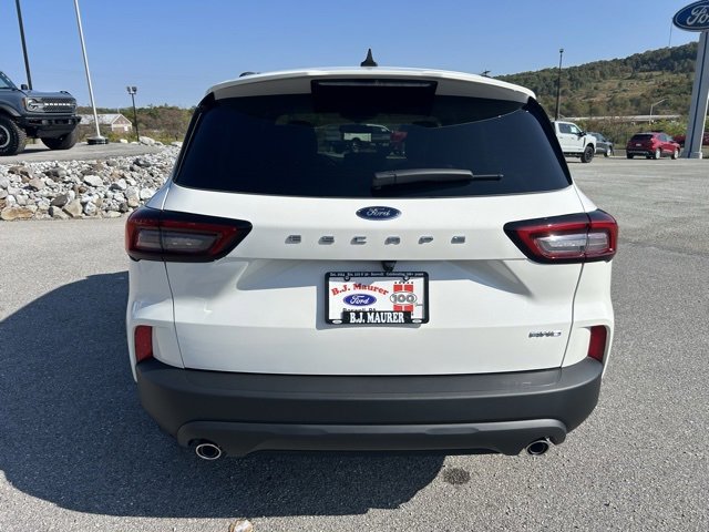 New 2025 Ford Escape ST-Line image 4