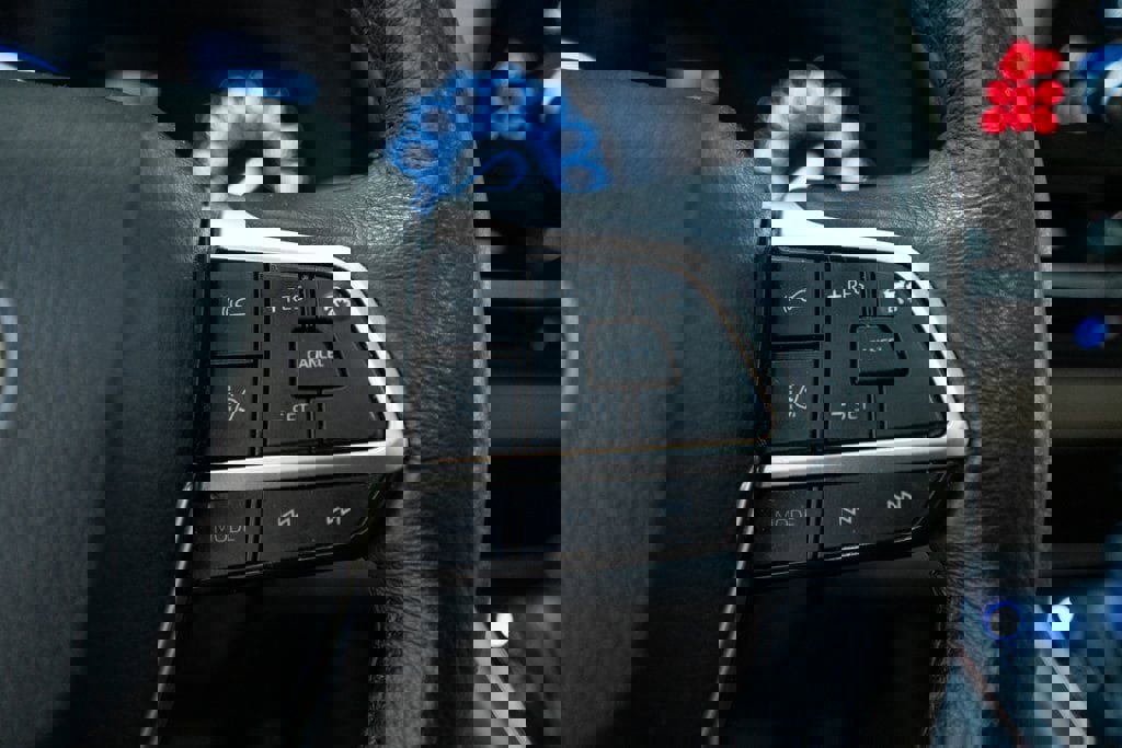 Used 2024 Toyota Sienna XLE image 18