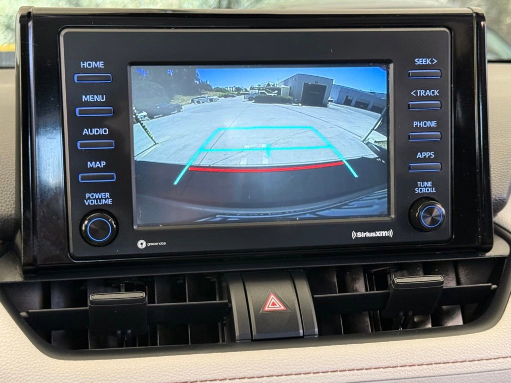 Used 2021 Toyota RAV4 XLE FWD image 15
