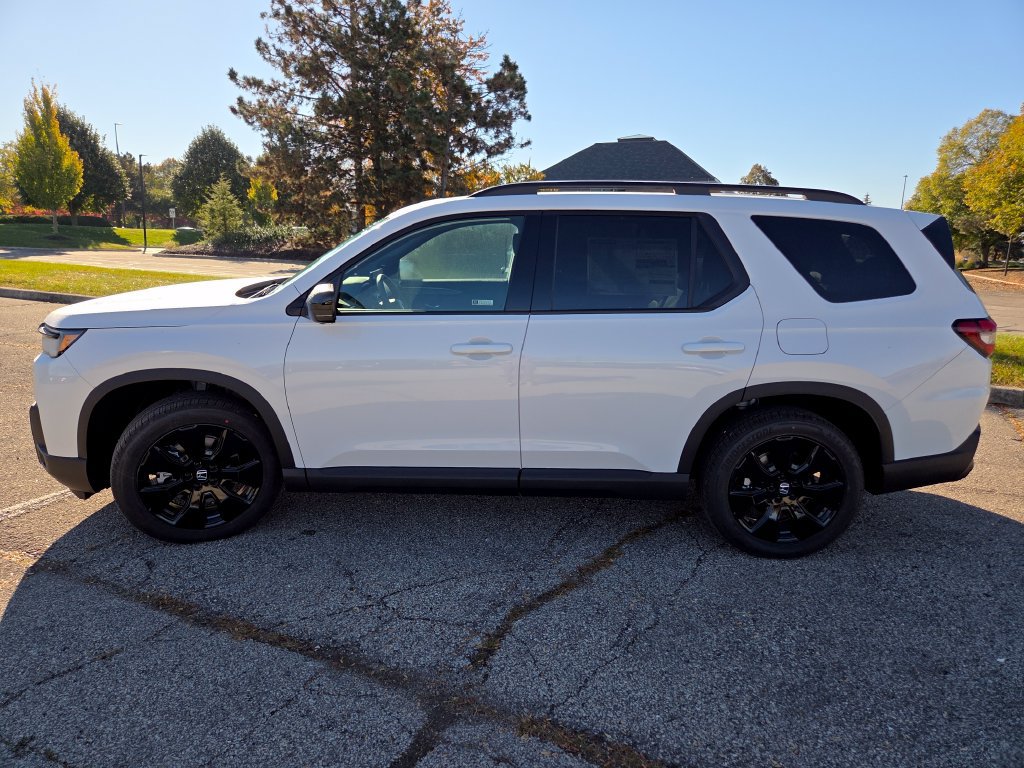 New 2026 Honda Pilot Black Edition image 24