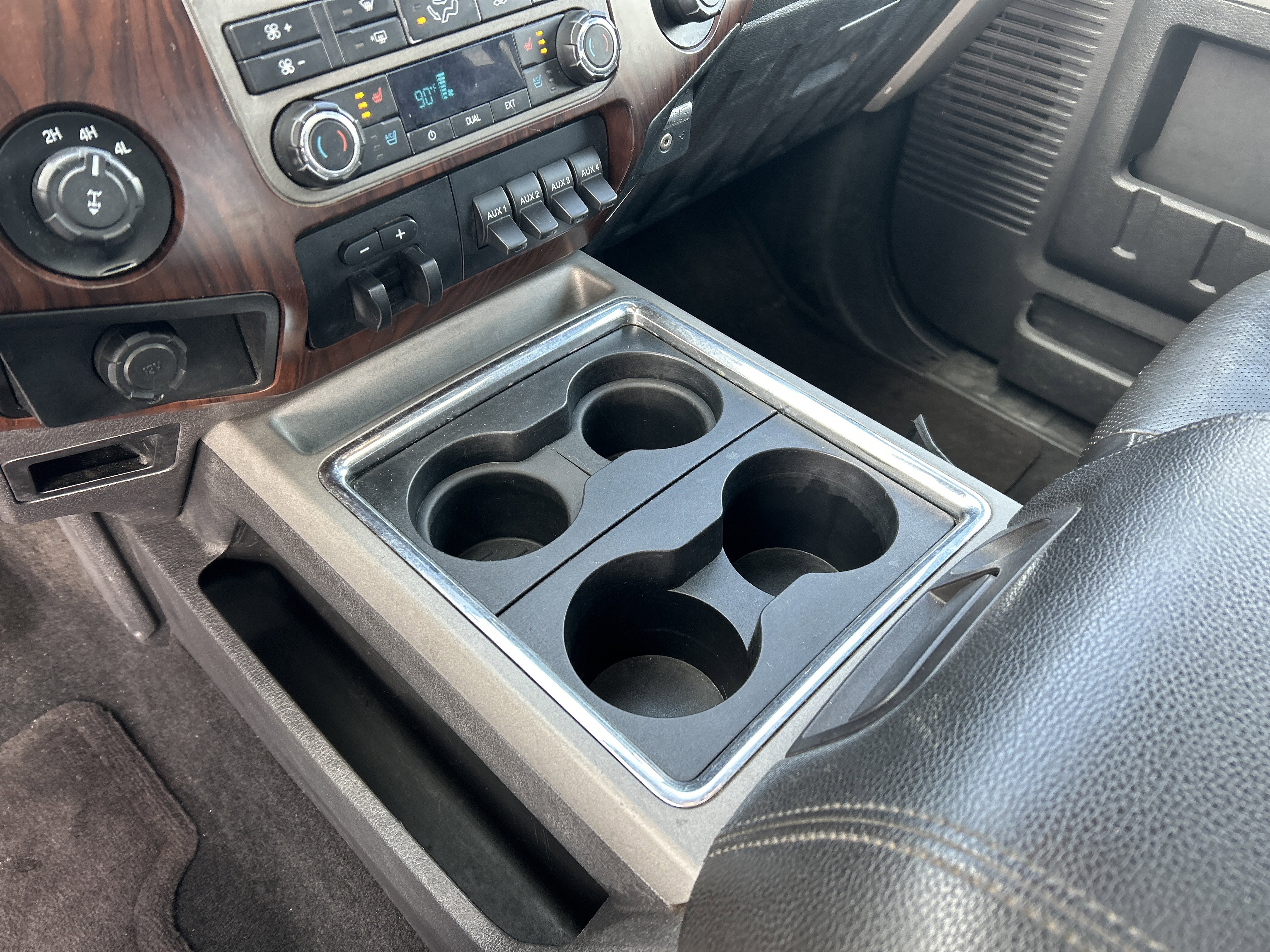 Used 2012 Ford F350 Lariat w/ Lariat Ultimate Pkg image 24