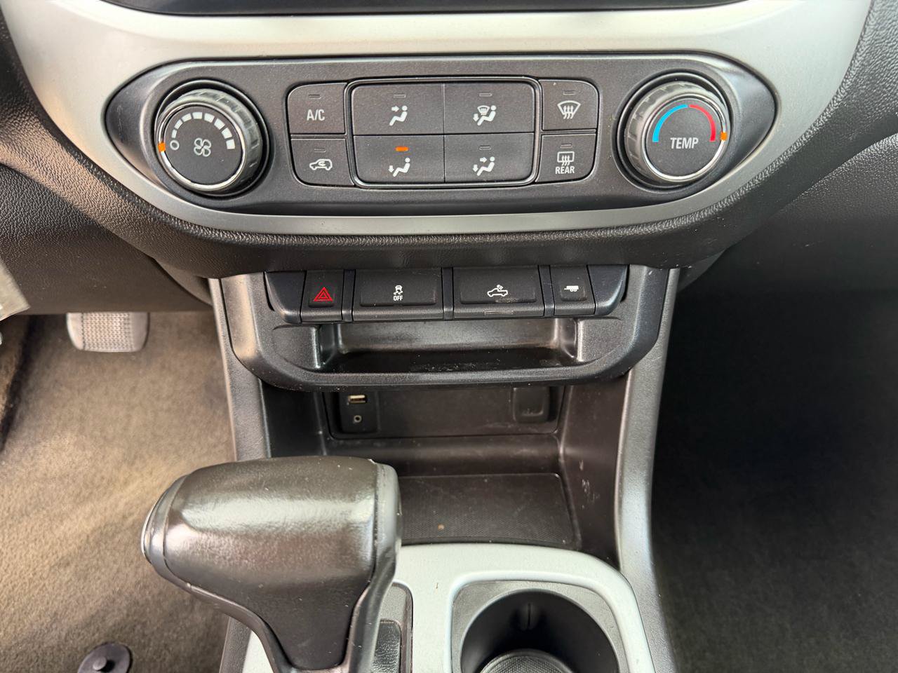 Used 2016 Chevrolet Colorado LT w/ LT Convenience Package AWD/4WD image 13