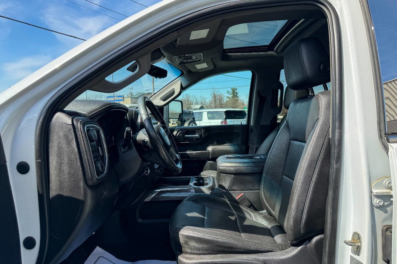 Used 2020 Chevrolet Silverado 3500 LTZ w/ LTZ Plus Package image 27