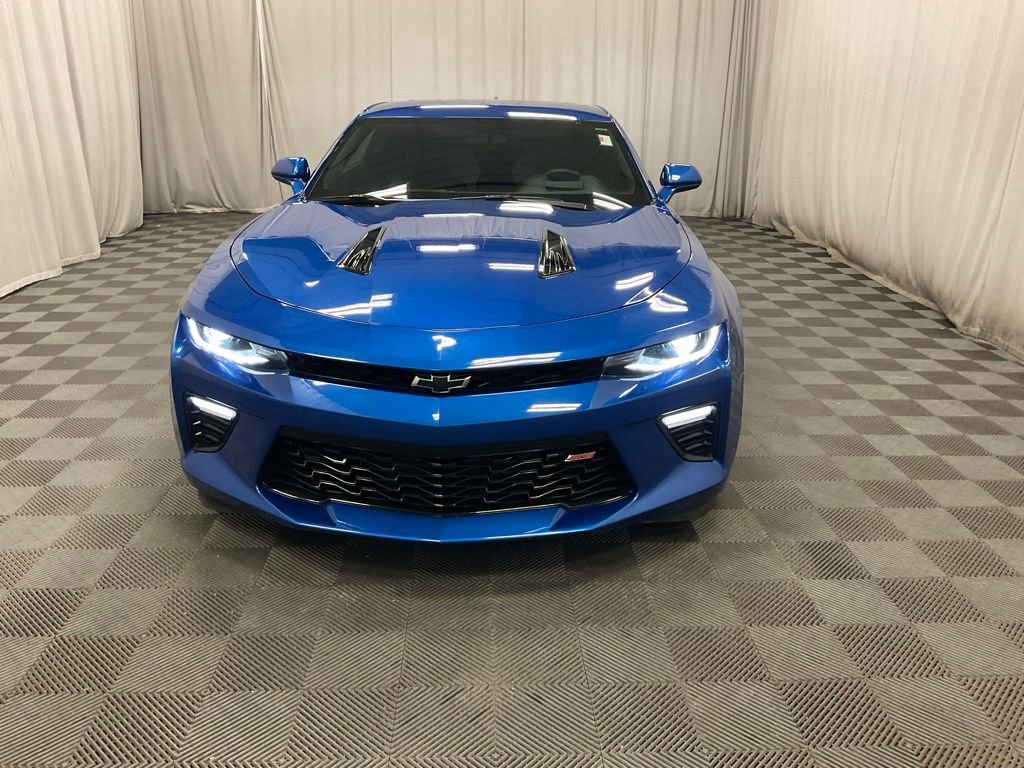 Used 2016 Chevrolet Camaro SS RWD image 12