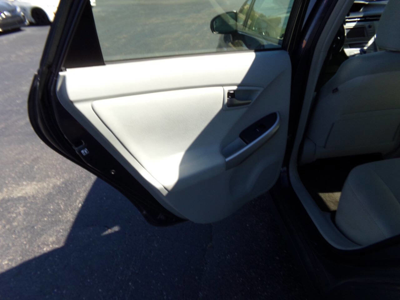 Used 2012 Toyota Prius Two FWD image 18
