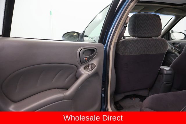 Used 2003 Pontiac Grand Am SE FWD image 21