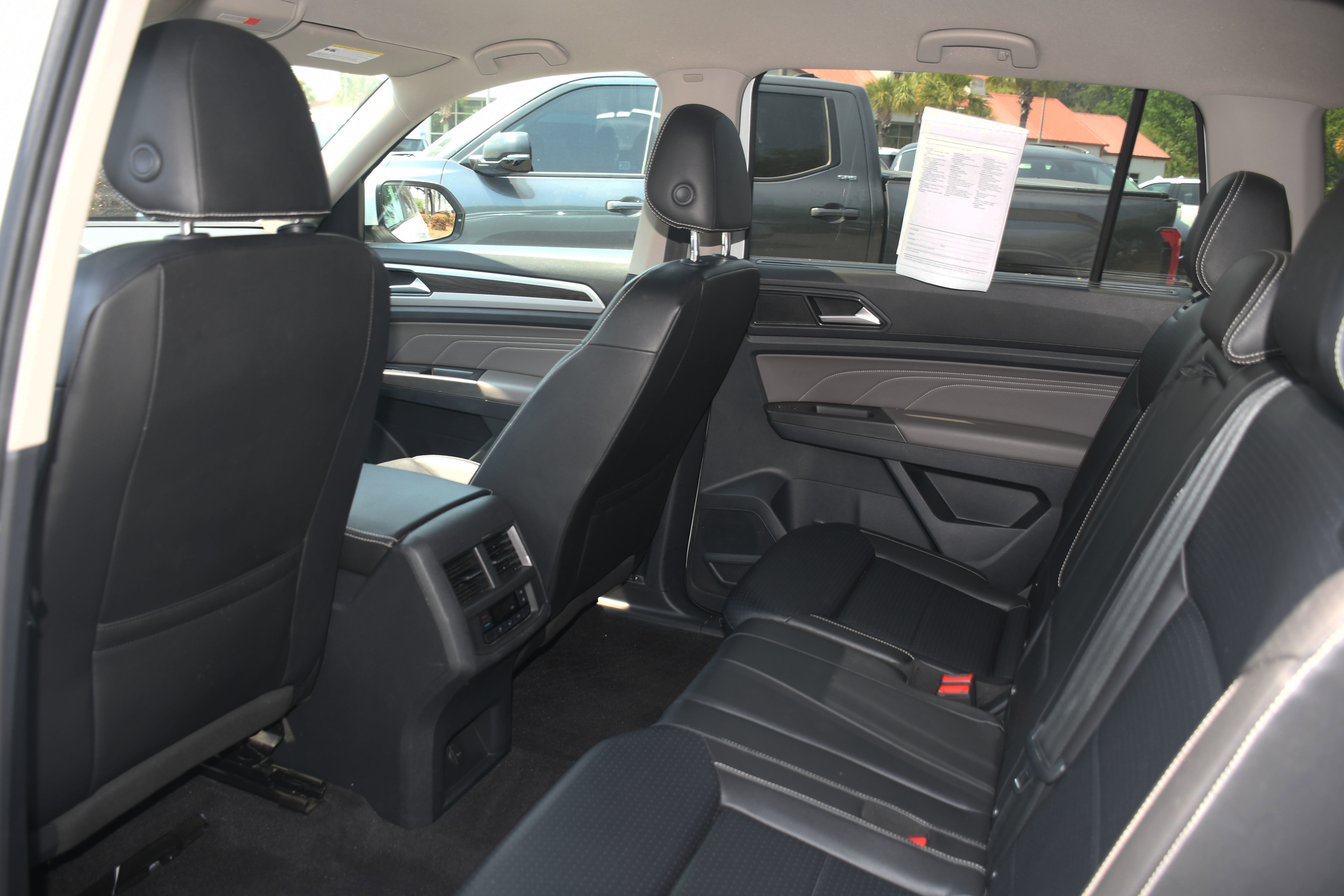 Used 2022 Volkswagen Atlas SE FWD image 15