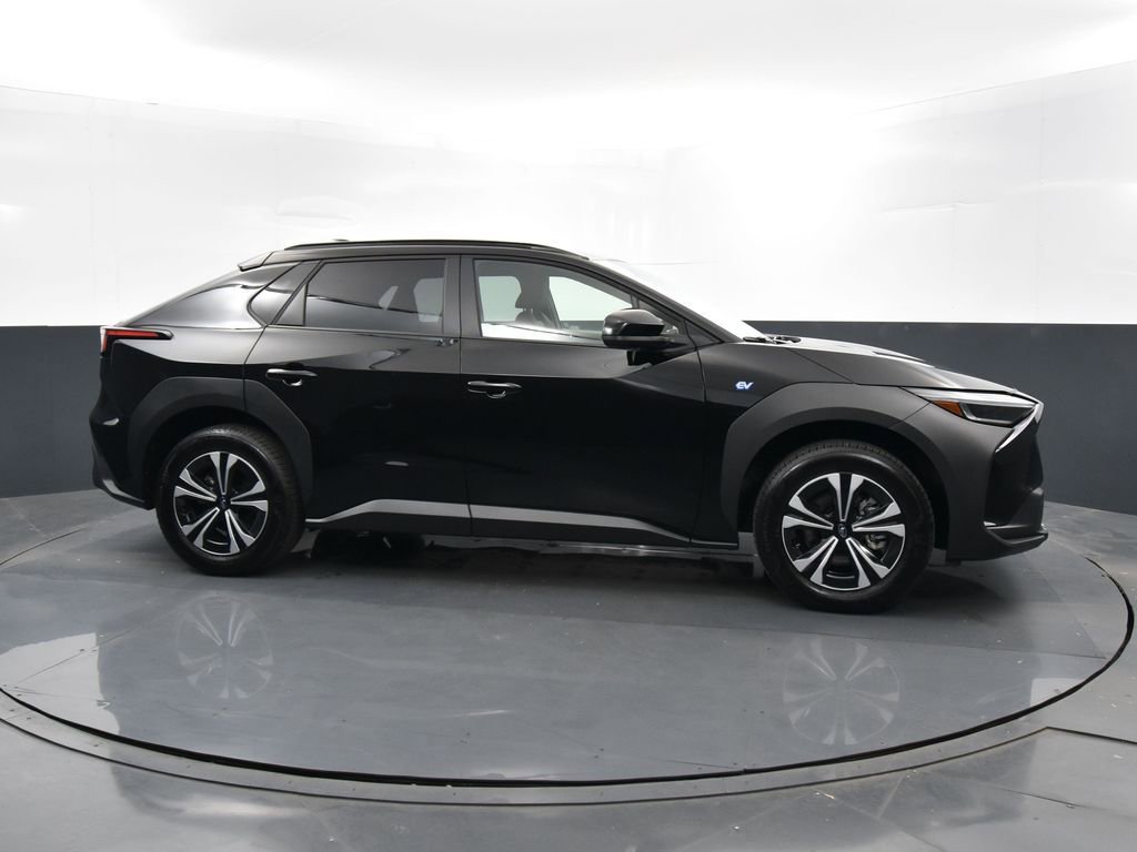 Used 2024 Subaru Solterra Premium image 40