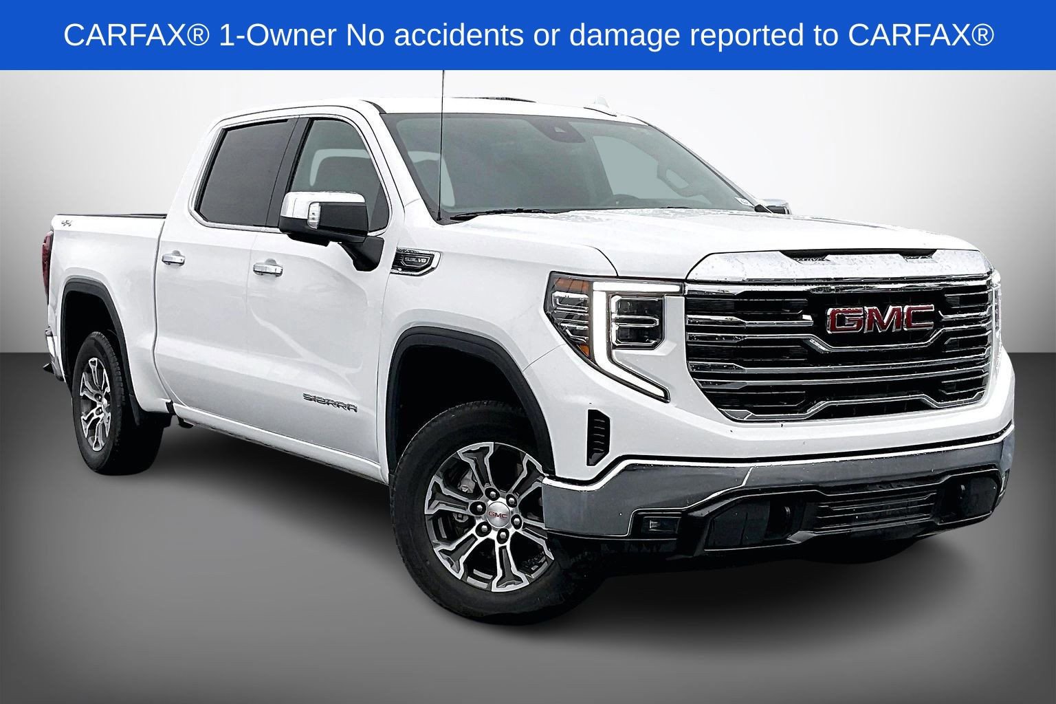 Used 2024 GMC Sierra 1500 SLT image 1