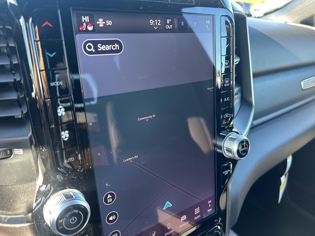 New 2026 RAM 1500 4x4 Crew Cab image 40