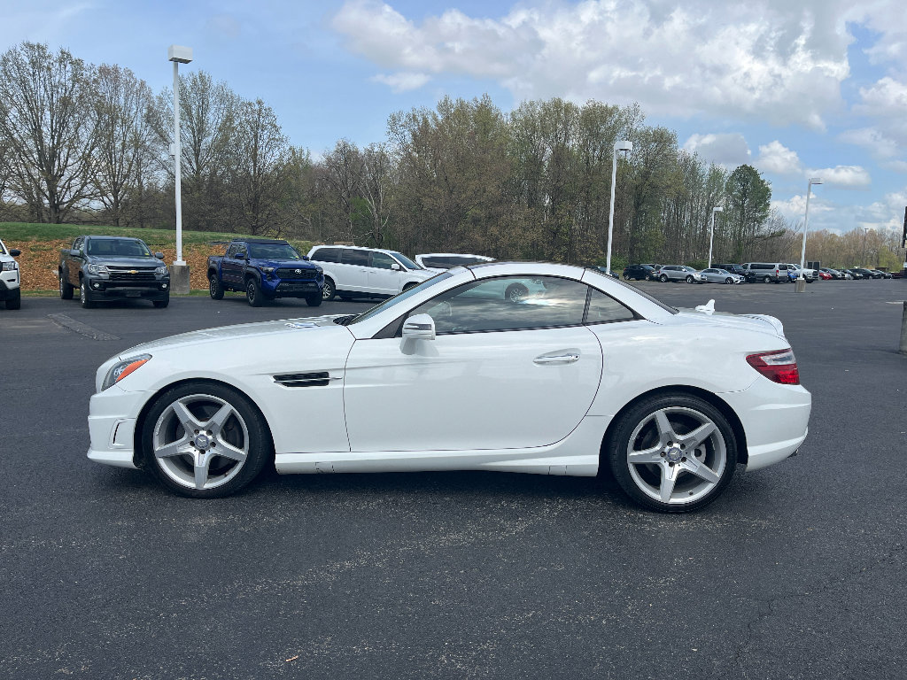 Used 2014 Mercedes-Benz SLK 250 image 6