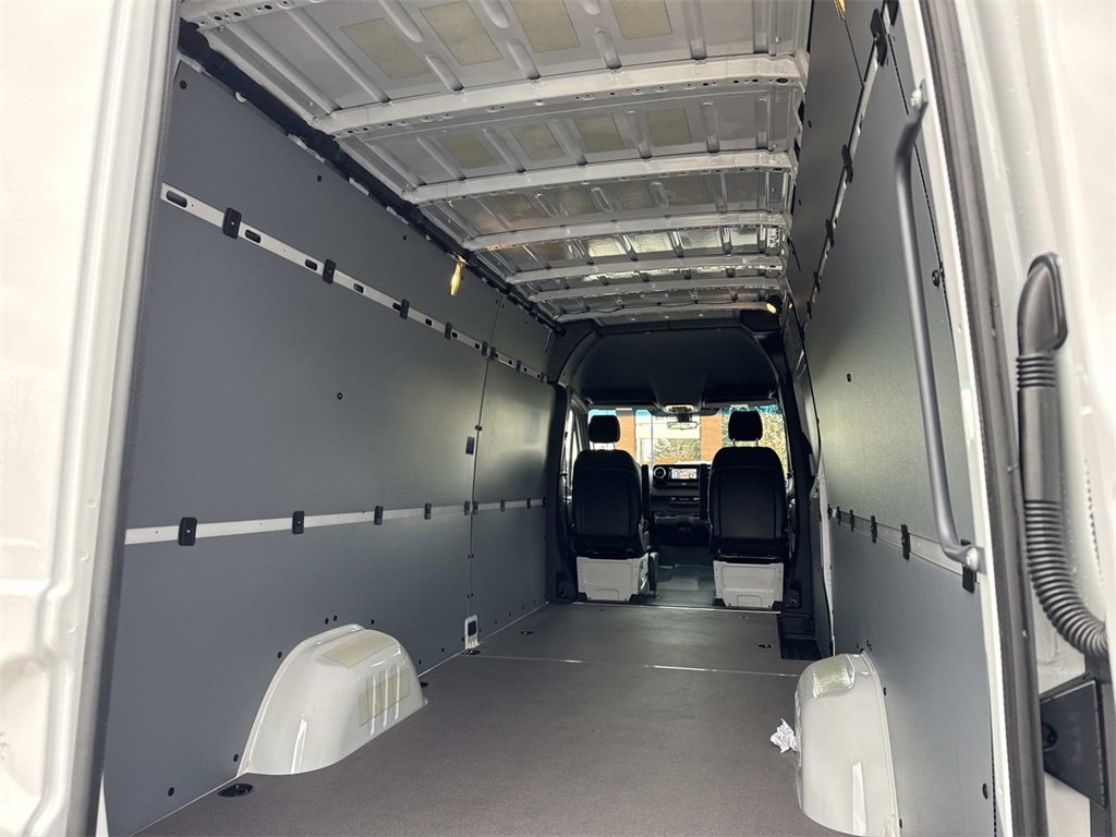 New 2026 Mercedes-Benz Sprinter 2500 image 5
