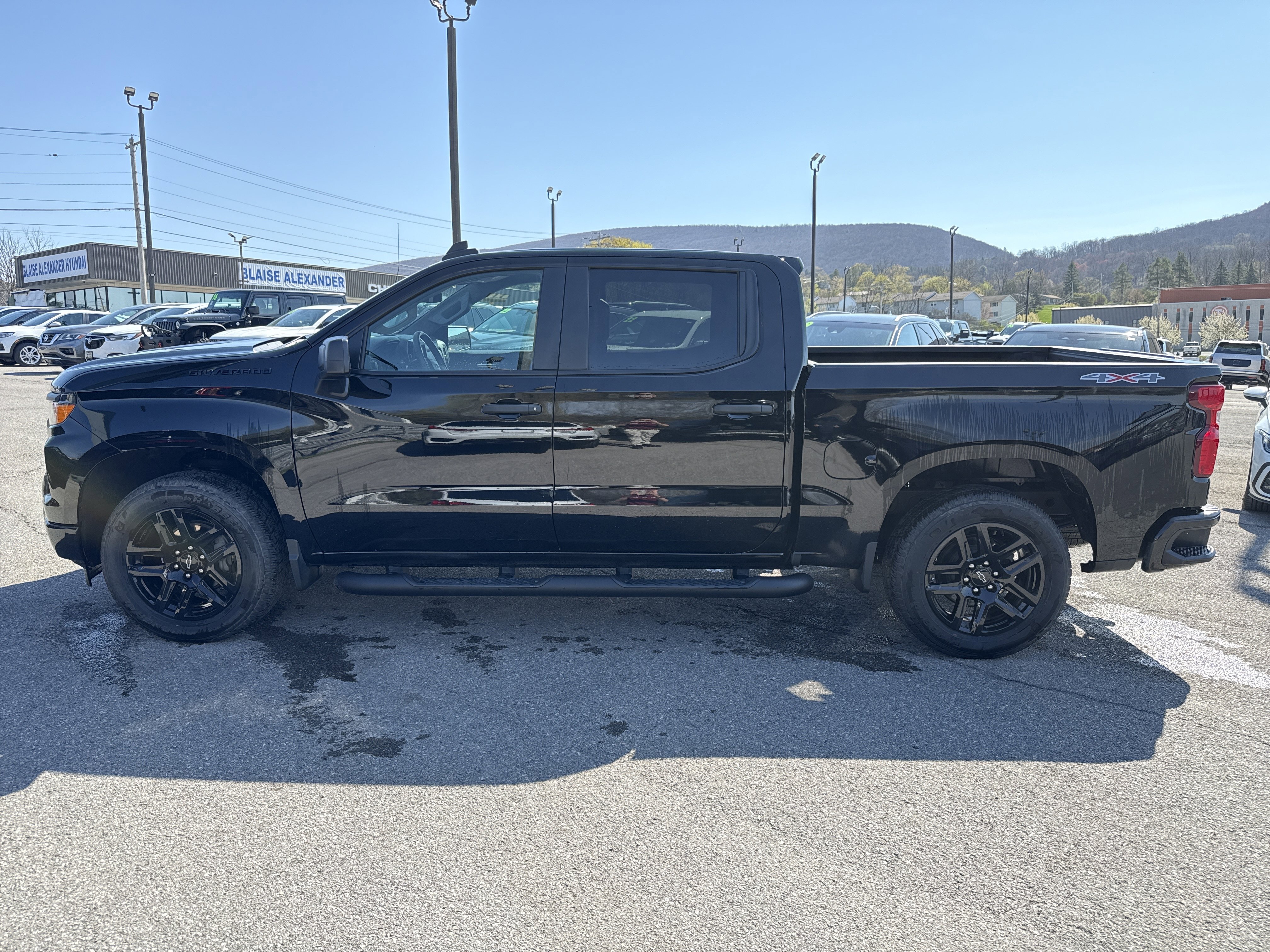 Used 2024 Chevrolet Silverado 1500 Custom w/ Rally Edition image 6