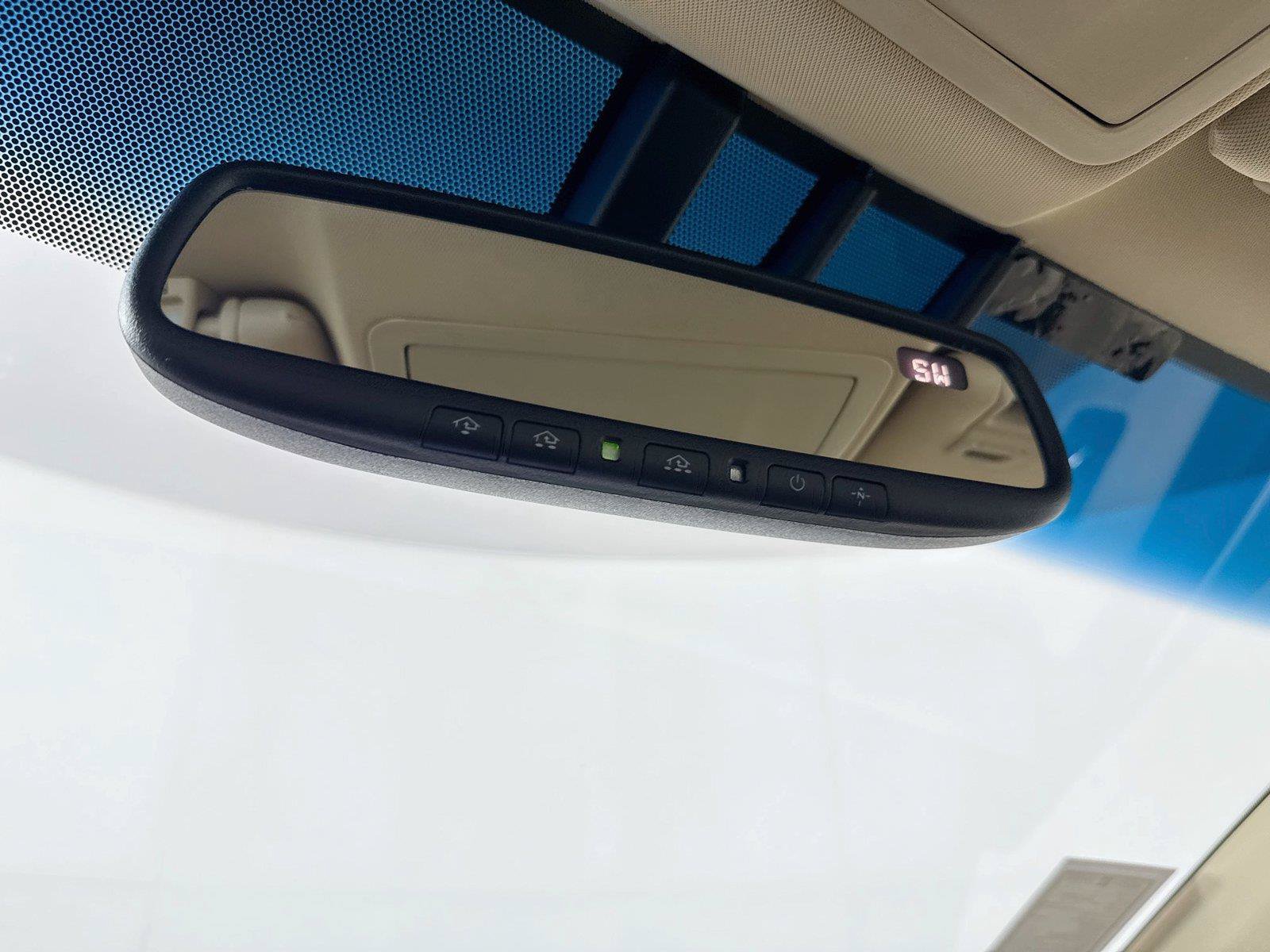 Used 2013 Toyota Avalon Limited FWD image 23