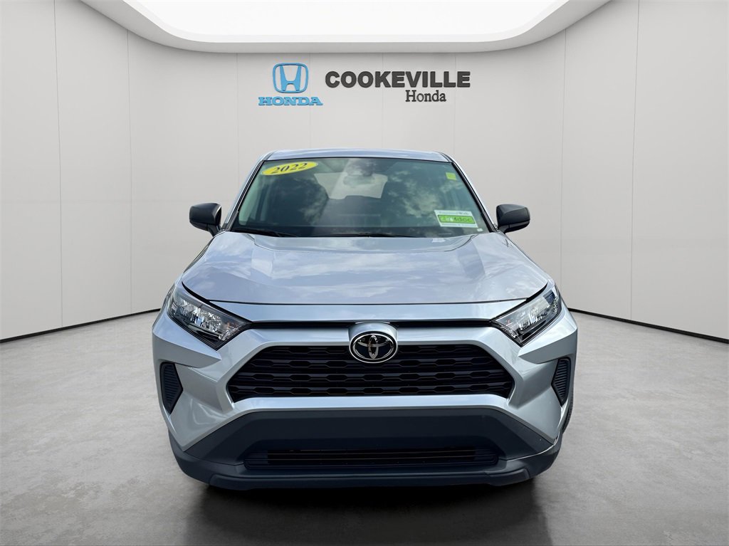 Used 2022 Toyota RAV4 LE image 4