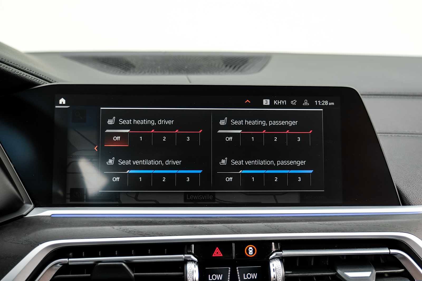 Used 2022 BMW X7 xDrive40i w/ M Sport Package image 25