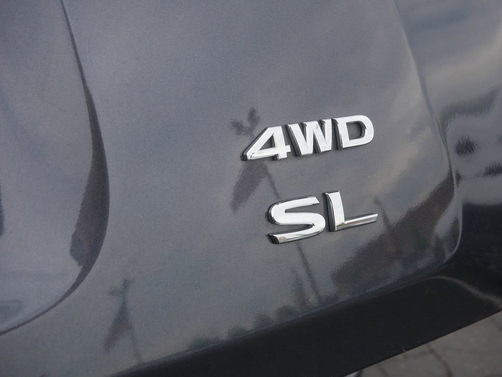 Used 2014 Nissan Pathfinder SL AWD/4WD image 9