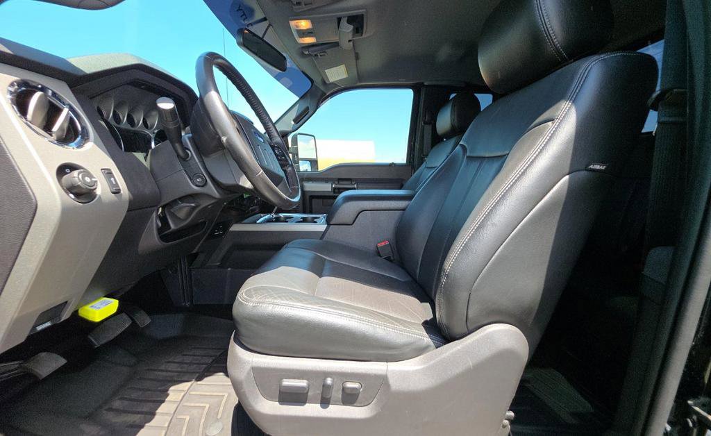 Used 2016 Ford F350 Lariat w/ Lariat Interior Package AWD/4WD image 14
