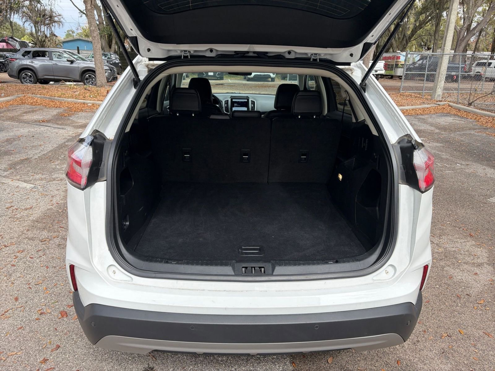 Used 2024 Ford Edge SEL image 27