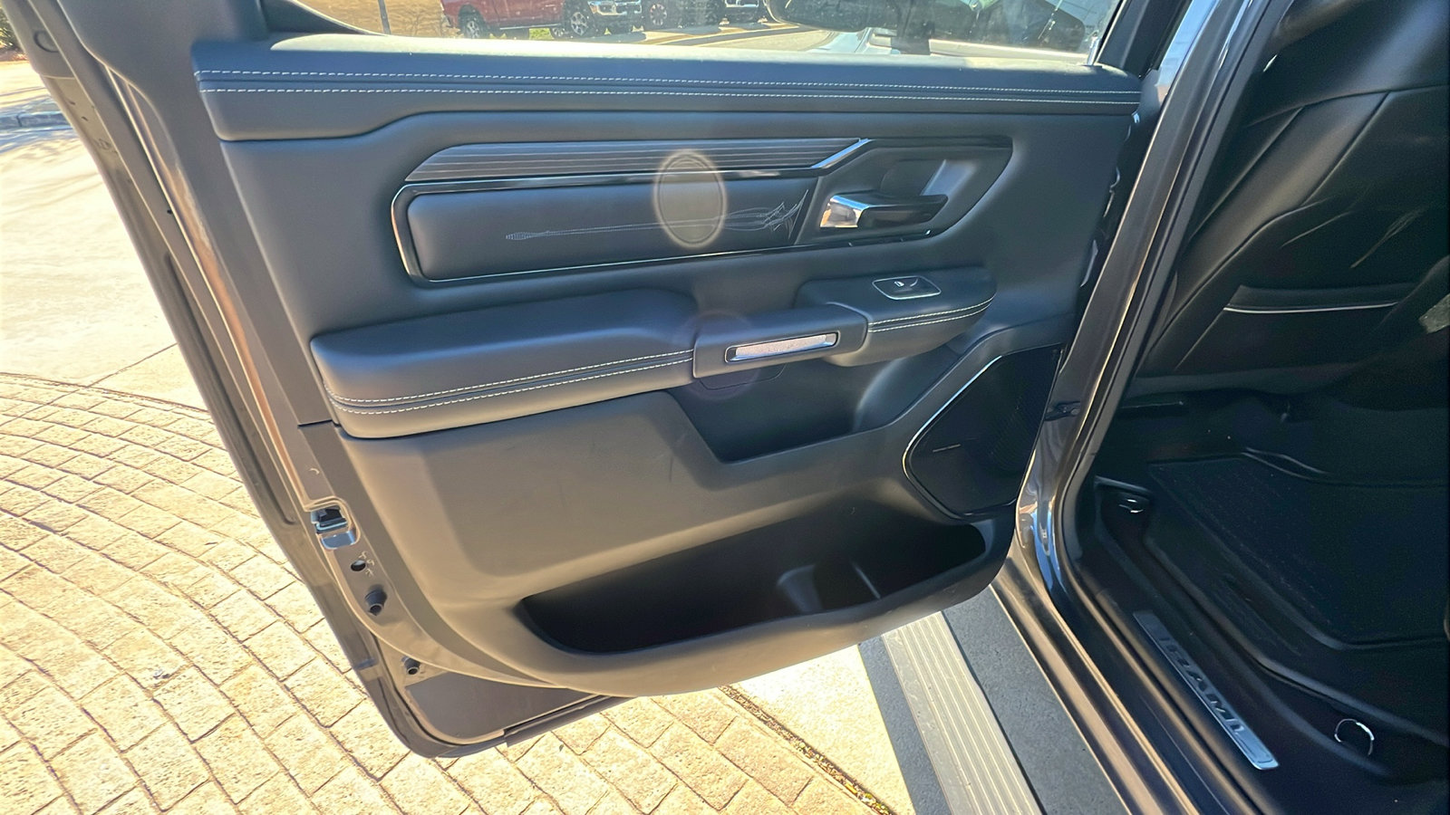 Used 2023 RAM 1500 Limited w/ Night Edition image 22