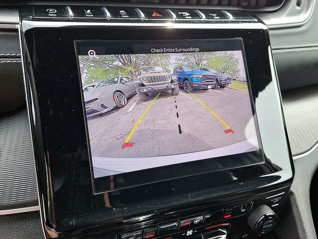 Certified 2024 Jeep Grand Cherokee L Laredo AWD/4WD image 18