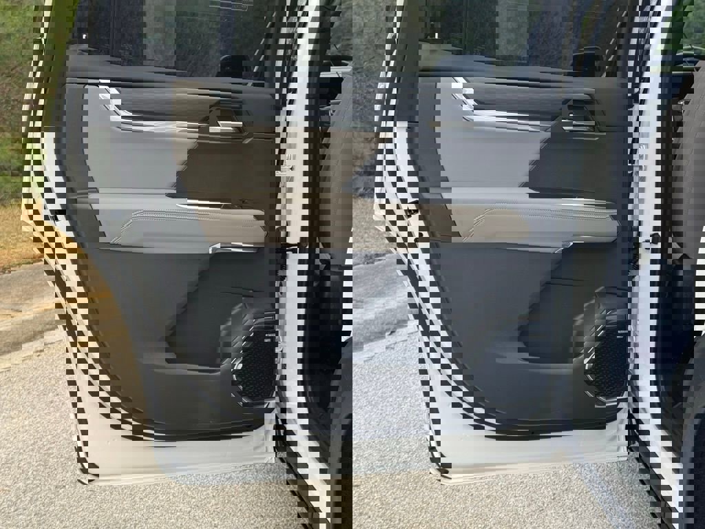 New 2026 GMC Acadia Elevation FWD image 21