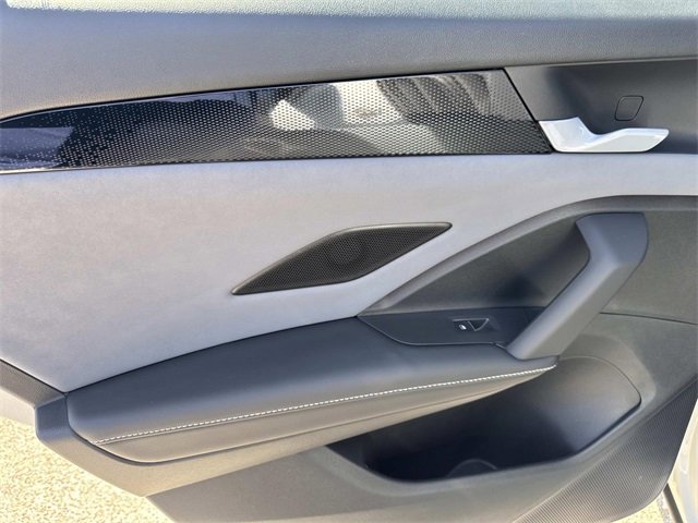 New 2025 Volkswagen Tiguan SE image 11