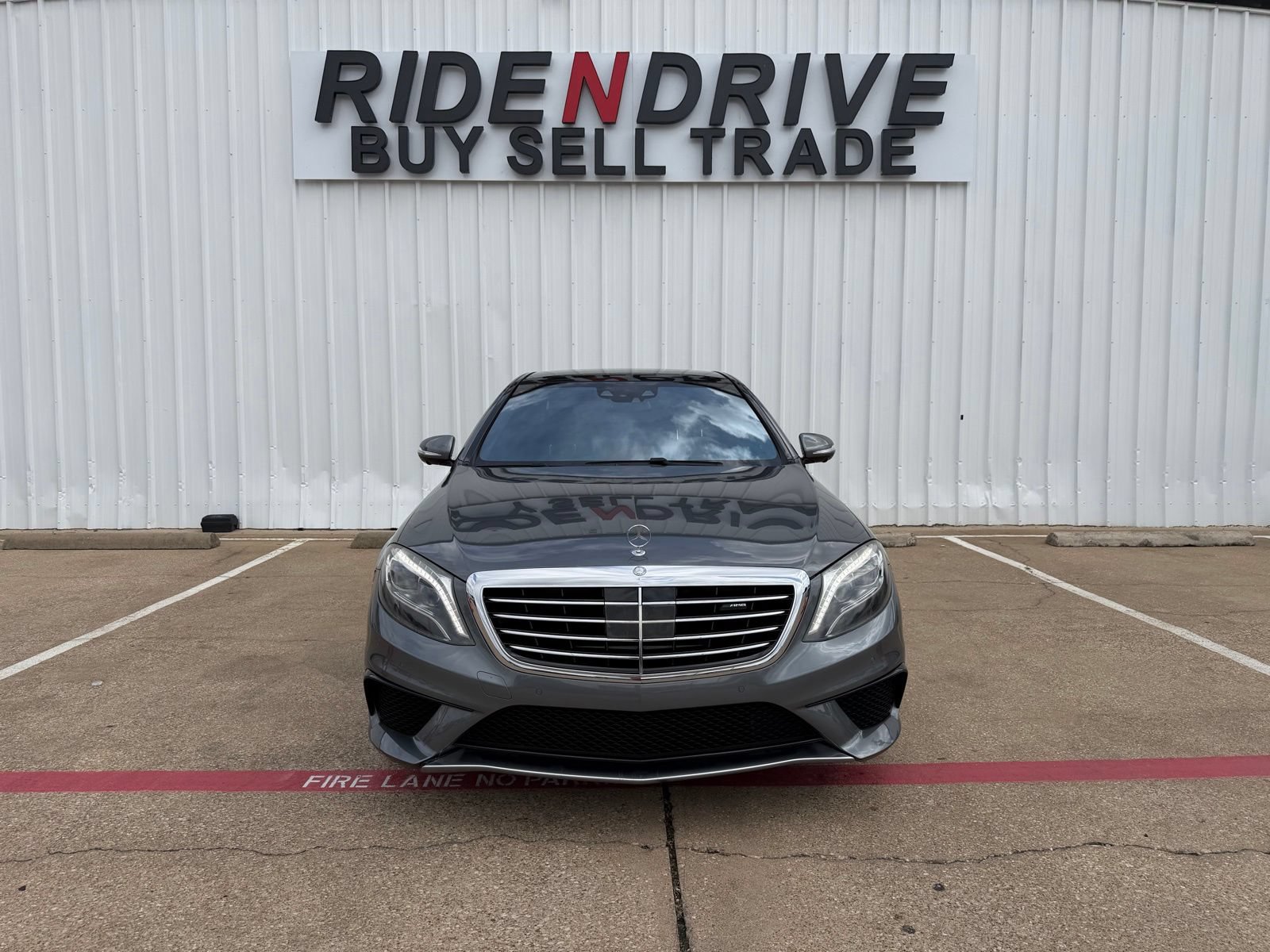 Used 2017 Mercedes-Benz S 63 AMG 4MATIC Sedan w/ Driver Assistance Package image 10