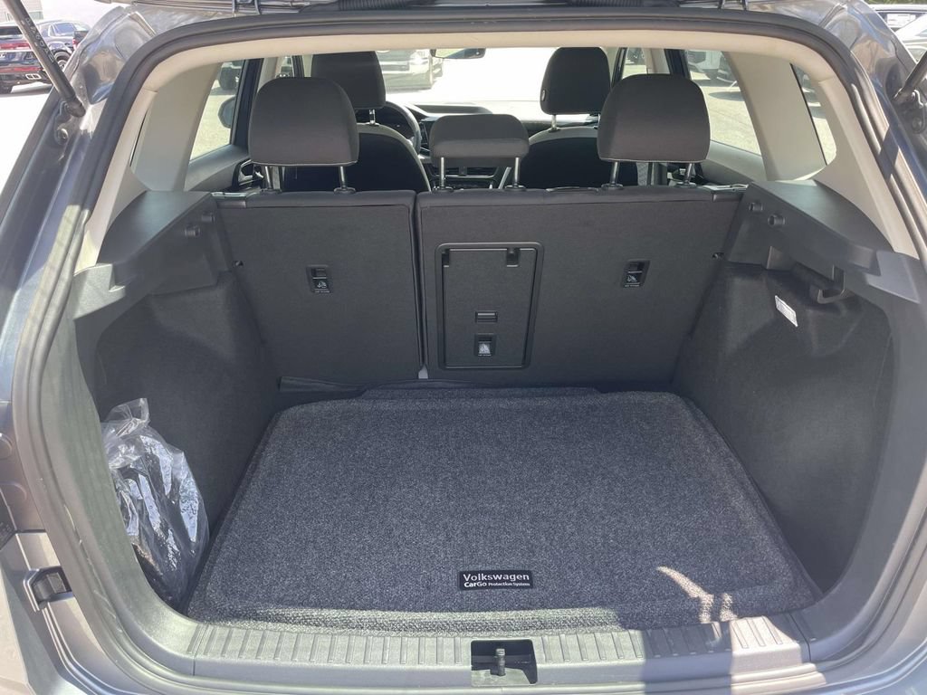 Certified 2024 Volkswagen Taos S AWD/4WD image 9
