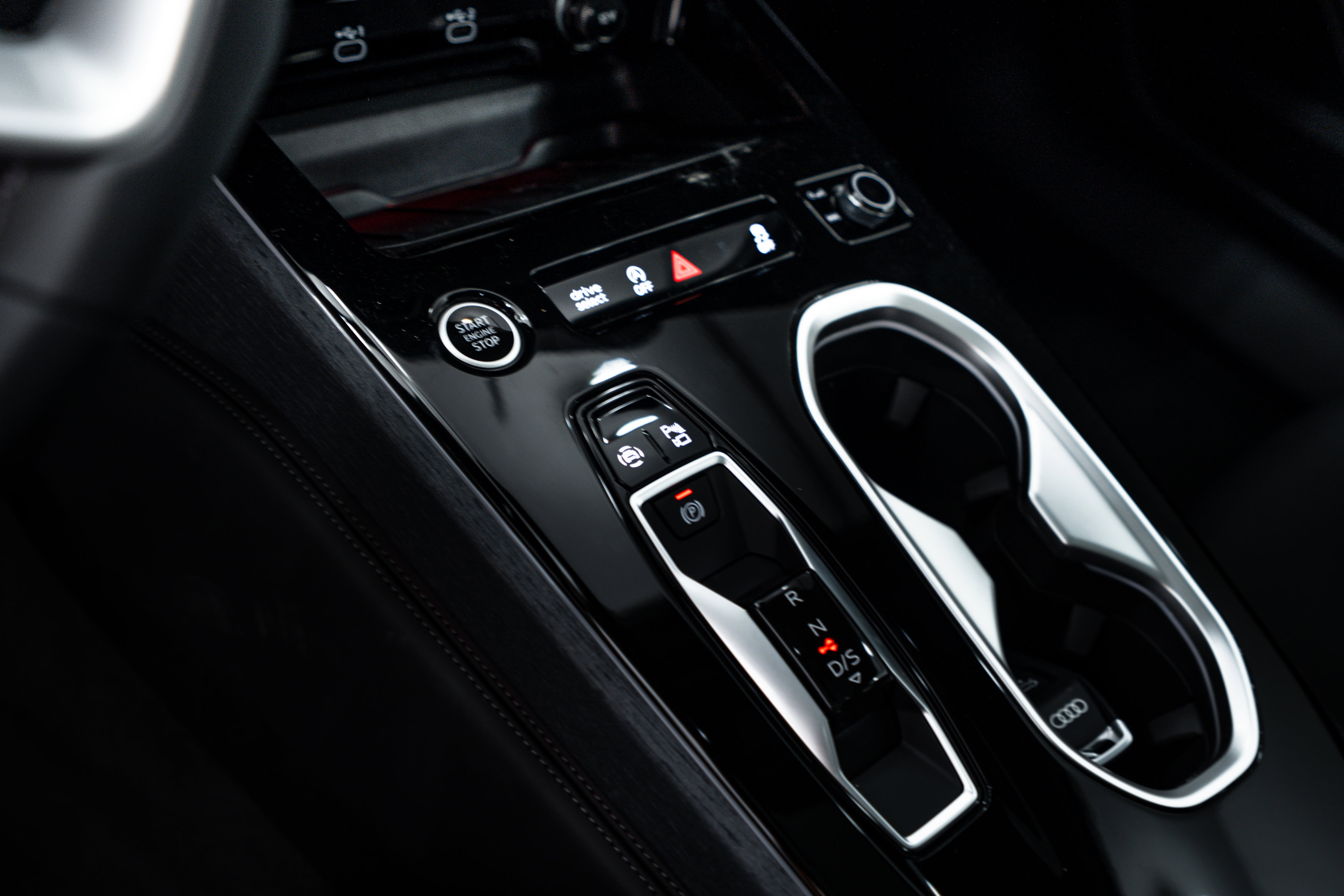 New 2026 Audi A6 Premium Plus AWD/4WD image 10