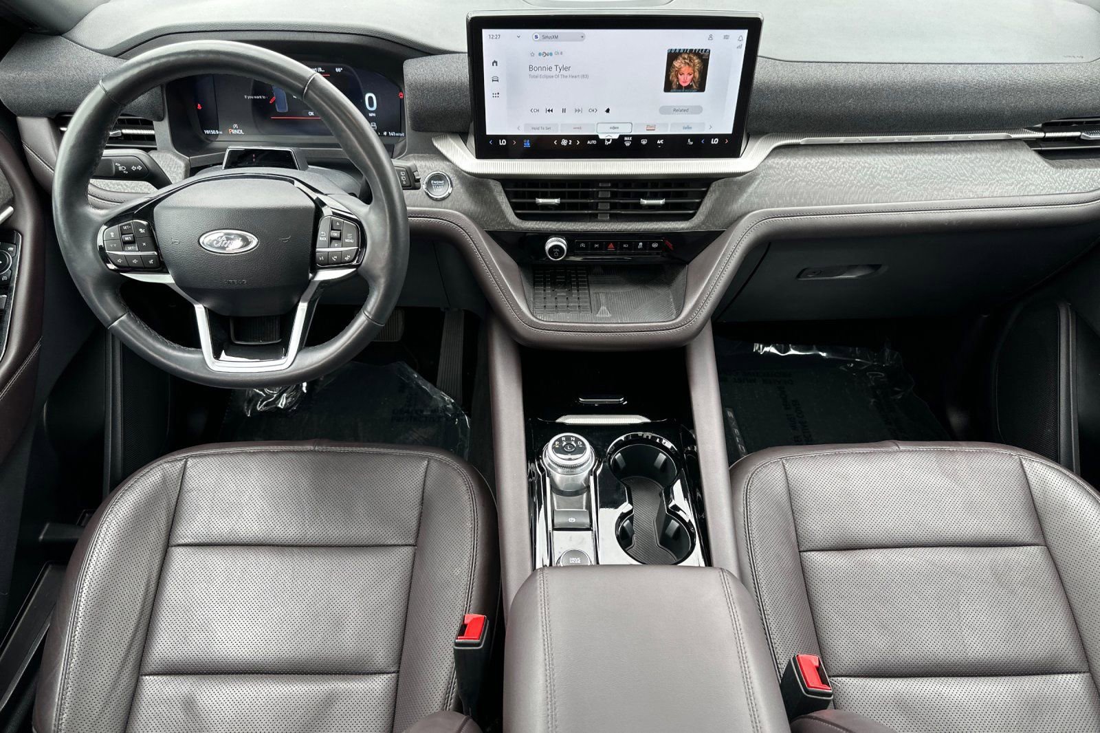 Used 2025 Ford Explorer Platinum w/ LUX Leather Package AWD/4WD image 15