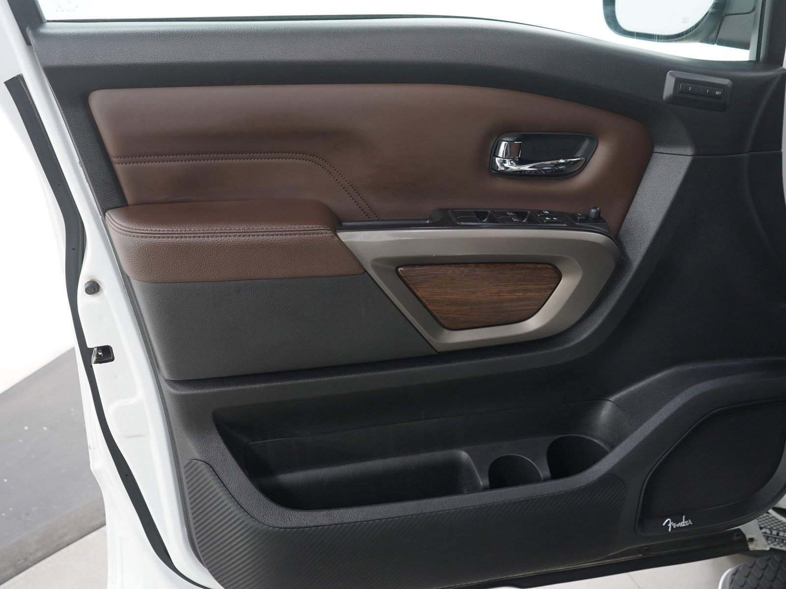 Used 2021 Nissan Titan Platinum Reserve w/ Moonroof Package image 22