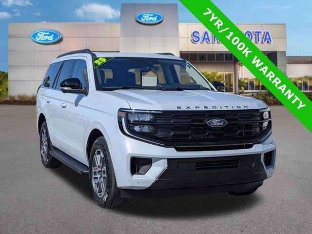 Certified 2025 Ford Expedition Active image 1