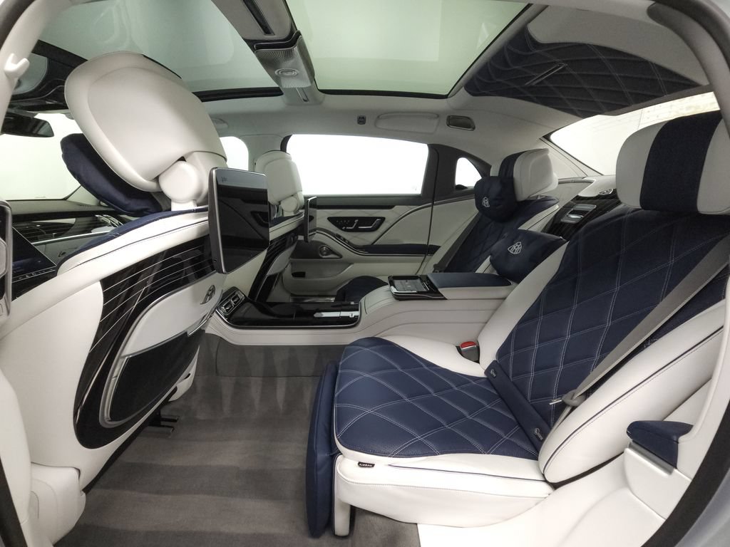 Used 2024 Mercedes-Benz Maybach S 680 4MATIC image 31