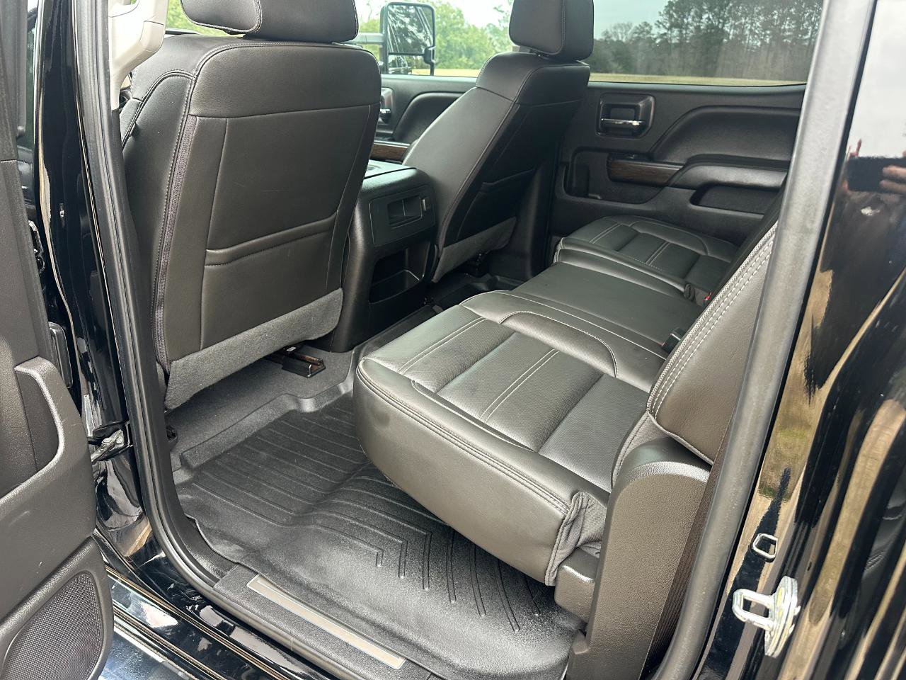 Used 2019 GMC Sierra 3500 Denali w/ Duramax Plus Package image 18