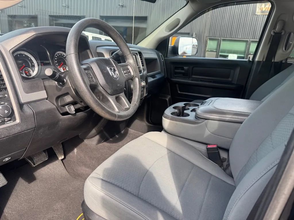 Used 2014 RAM 1500 Express w/ Black Ram 1500 Express Group image 5