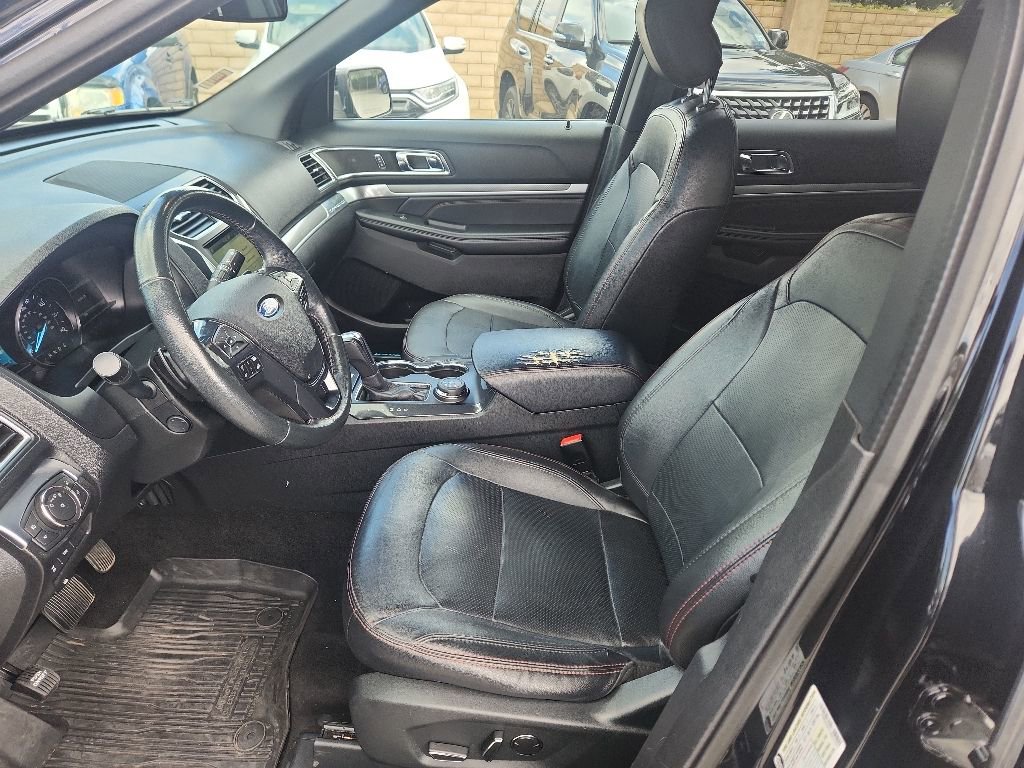 Used 2018 Ford Explorer Sport w/ Equipment Group 401A AWD/4WD image 10