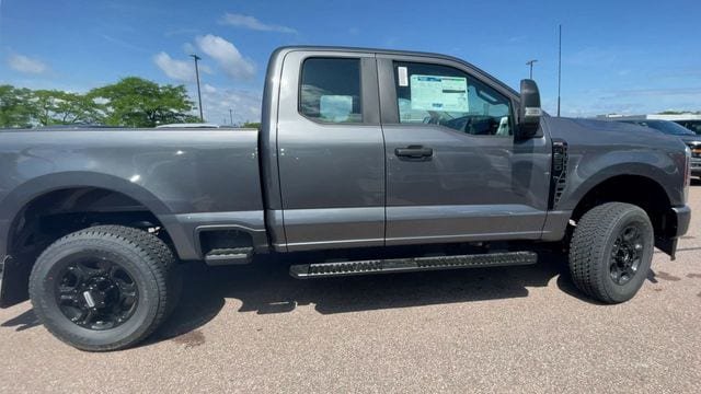 New 2026 Ford F350 XL w/ STX Appearance Package AWD/4WD image 9