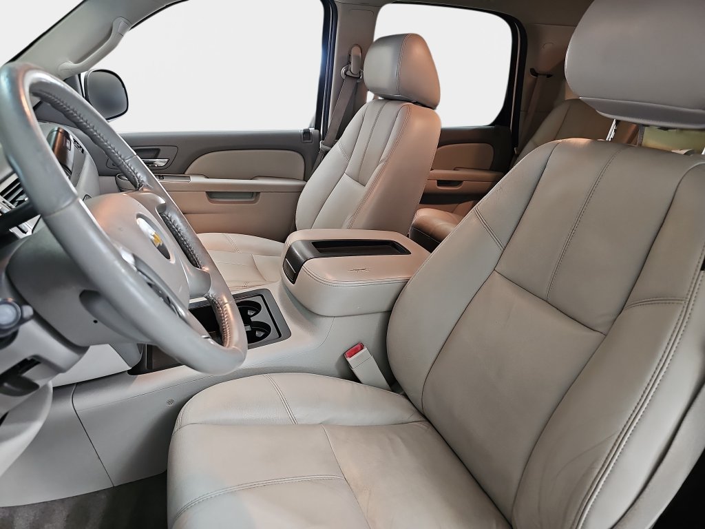 Used 2013 Chevrolet Tahoe LT w/ Suspension Package, Off-Road AWD/4WD image 18
