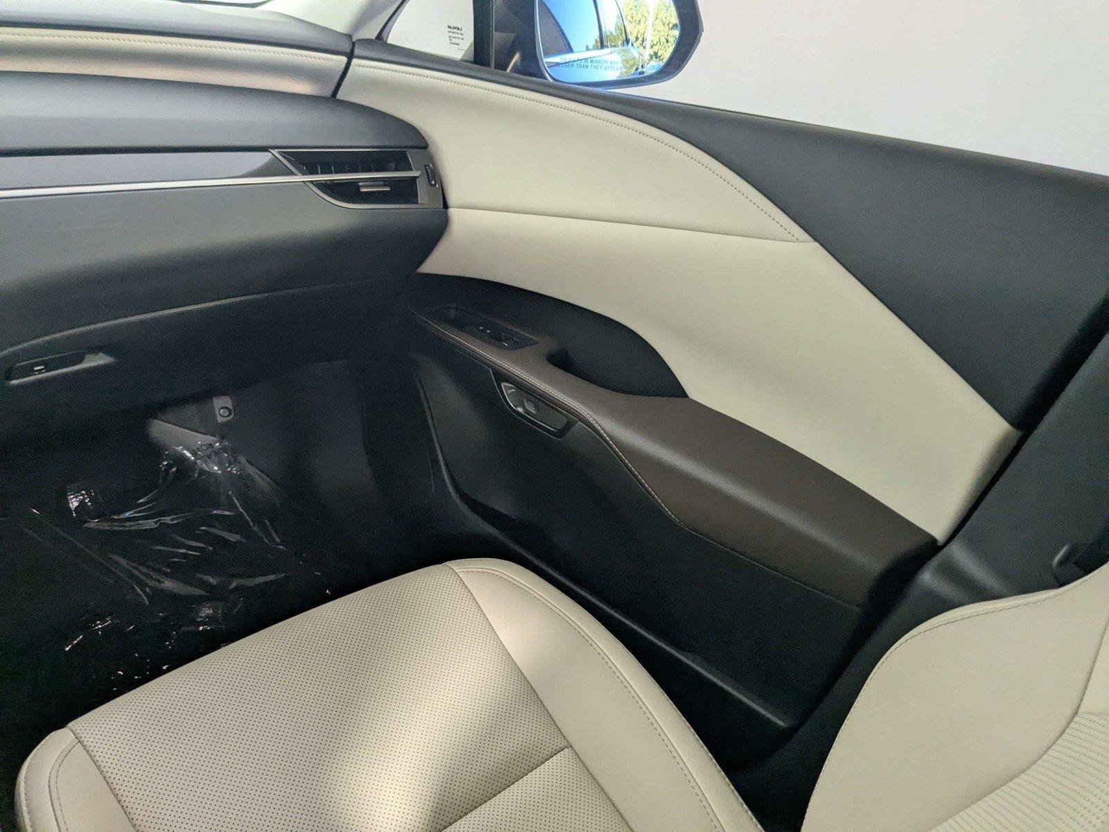 Used 2024 Lexus RX 350 FWD w/ Technology Package image 40