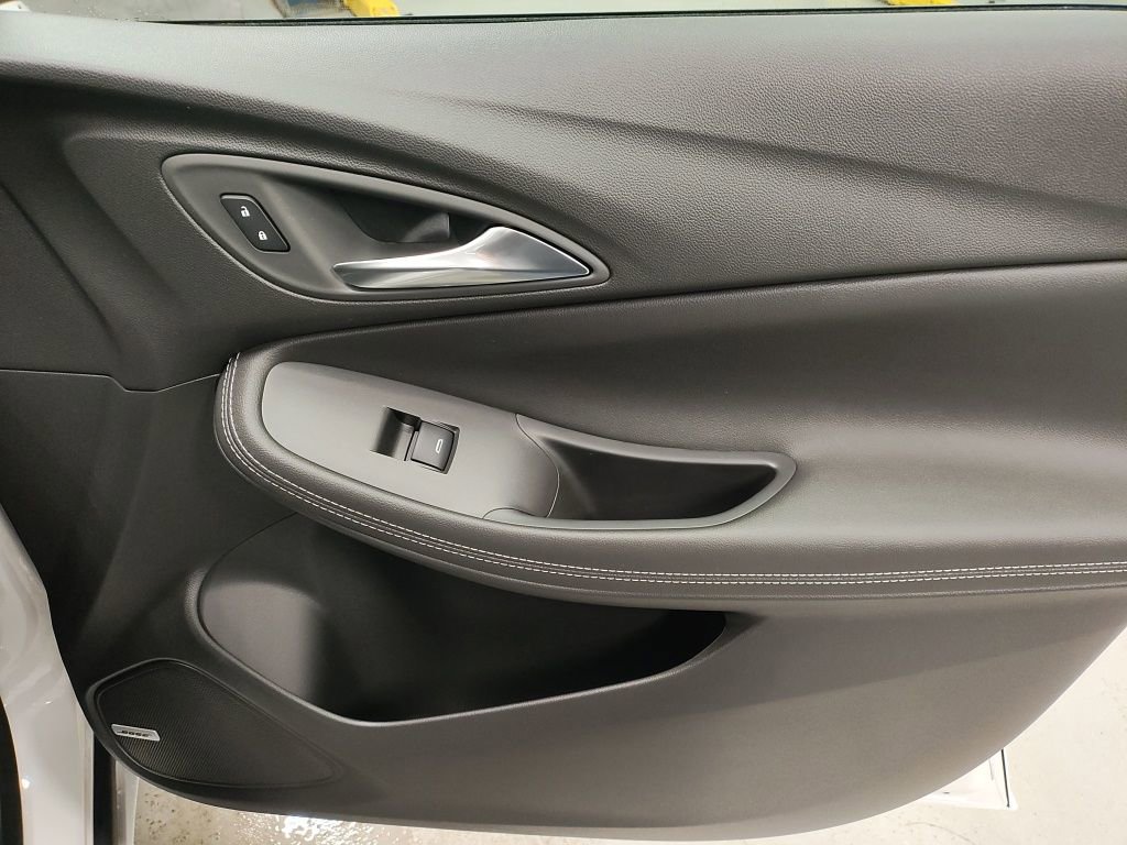 New 2026 Buick Encore GX Avenir w/ Avenir Technology Package image 10