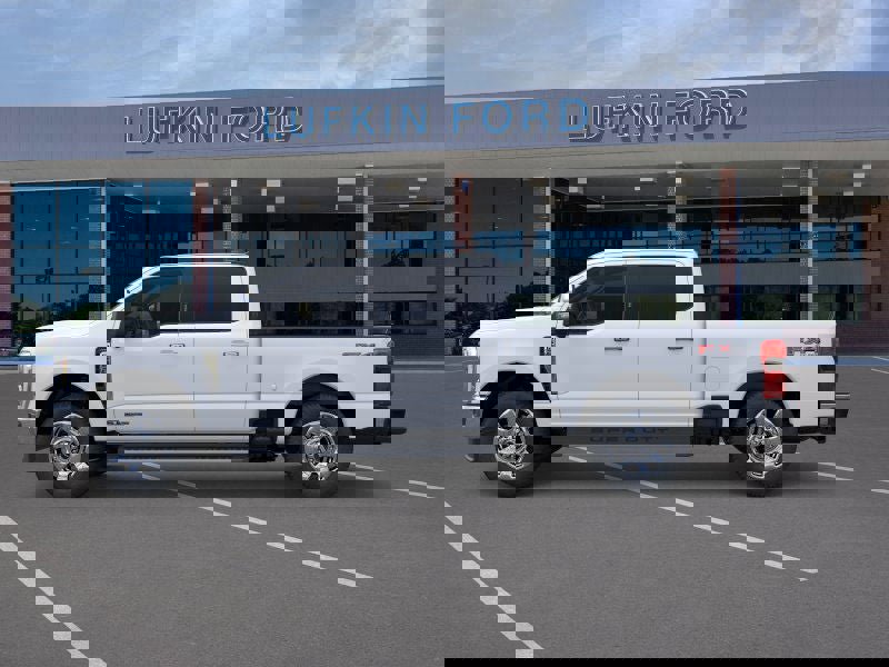 New 2025 Ford F250 Lariat w/ Chrome Package image 3