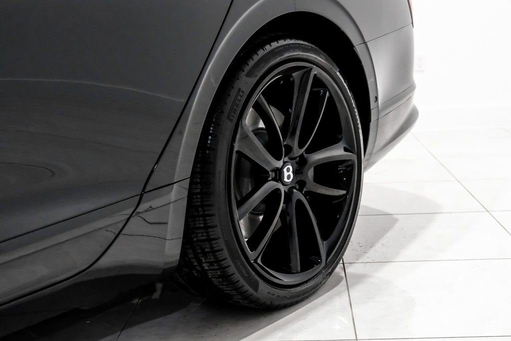 Used 2024 Bentley Flying Spur V8 image 58