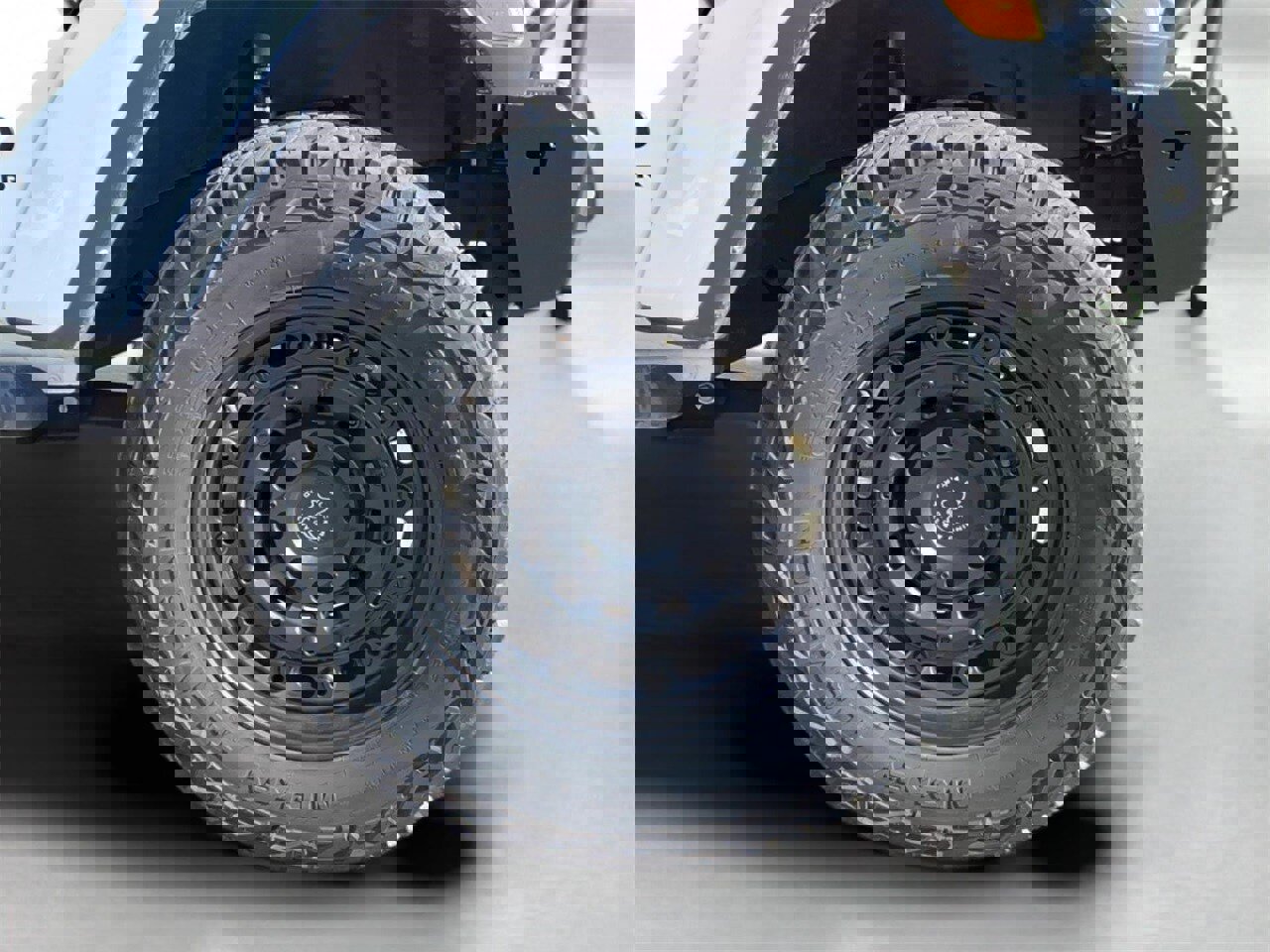 Used 2022 Jeep Gladiator Sport image 3