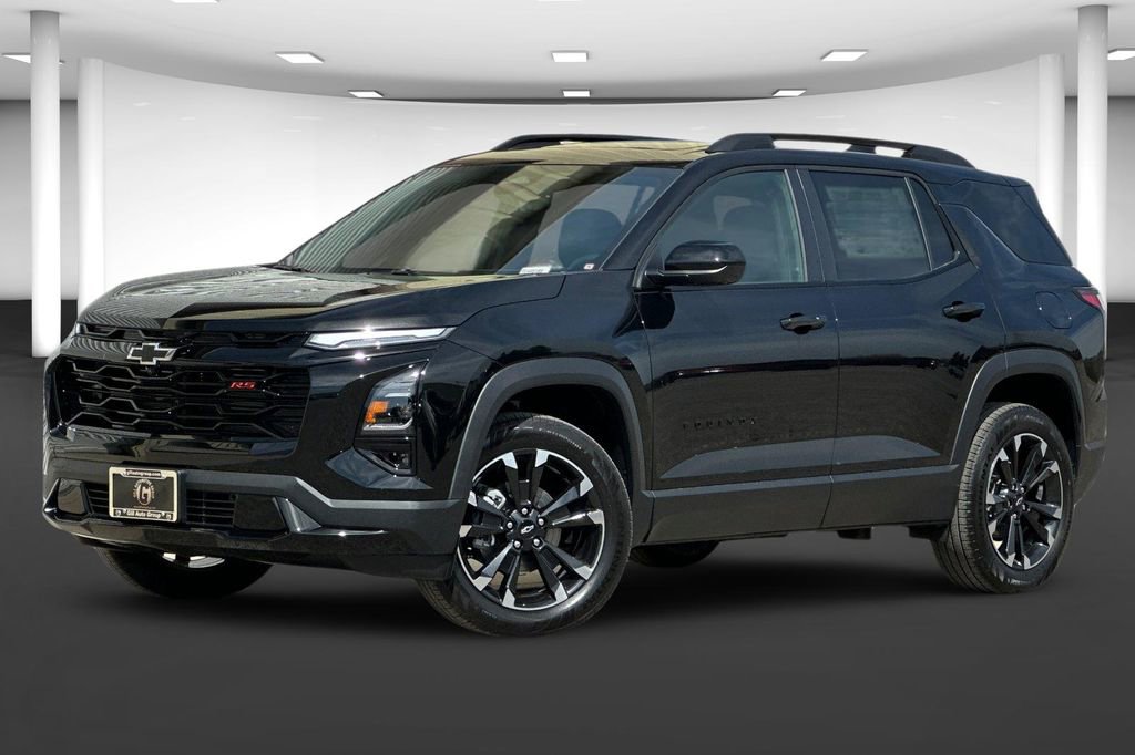 New 2026 Chevrolet Equinox RS w/ Convenience Package III FWD image 2