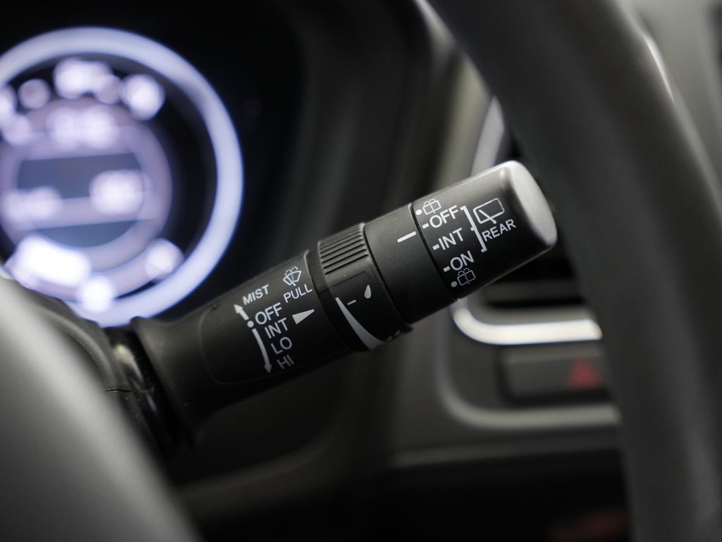 Used 2017 Honda HR-V EX image 15