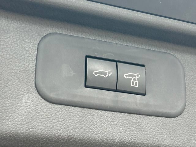 Used 2024 Toyota Grand Highlander AWD Hybrid image 48