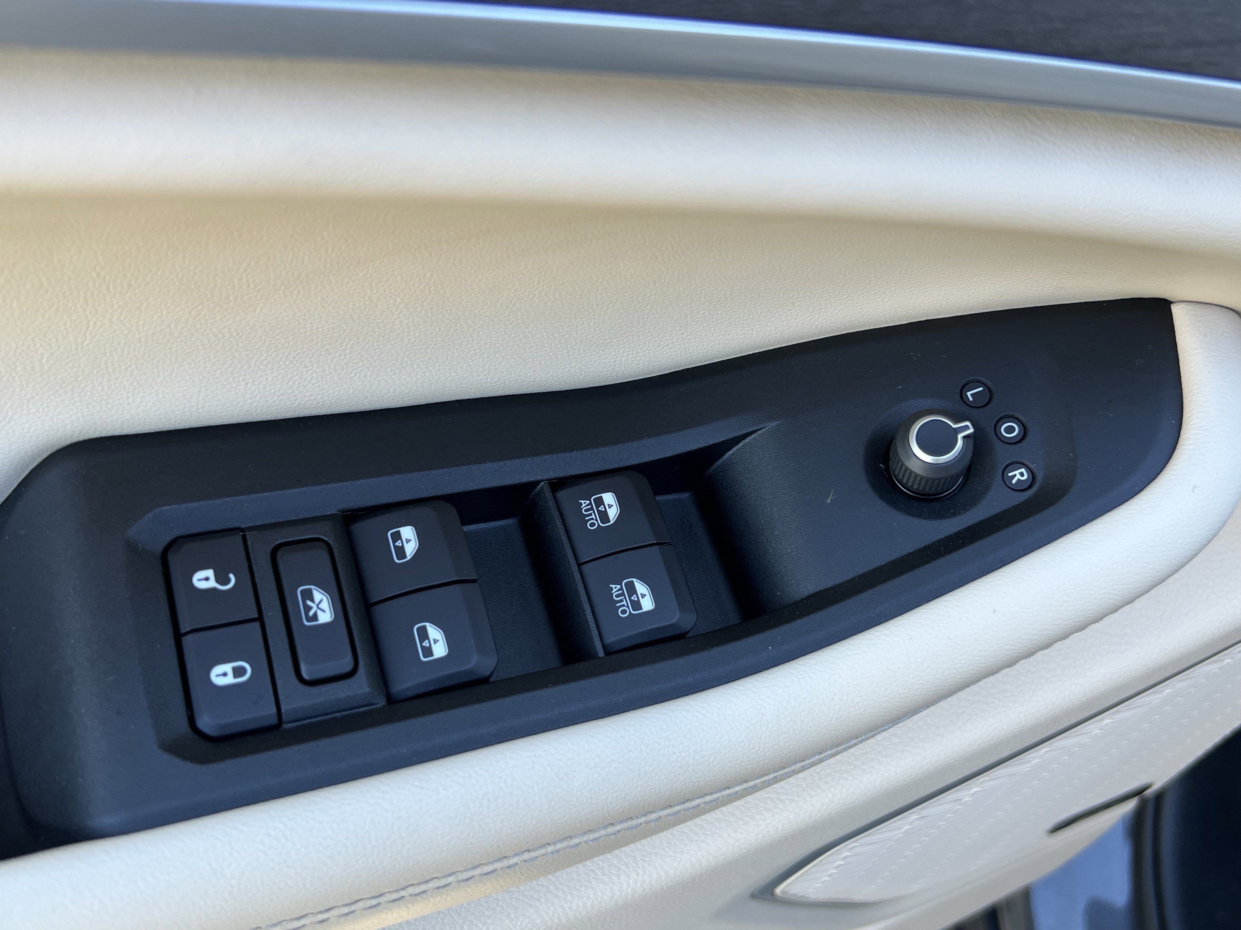 Used 2021 Jeep Grand Cherokee L Limited image 15